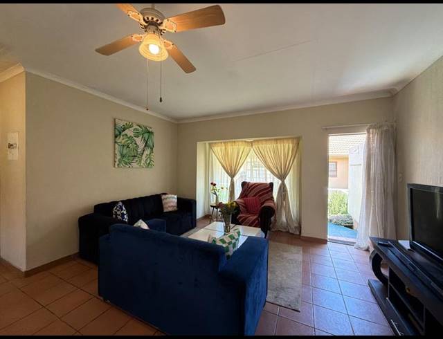 2 BEDROOM PROPERTY TO RENT IN BIRCHLEIGH NORTH